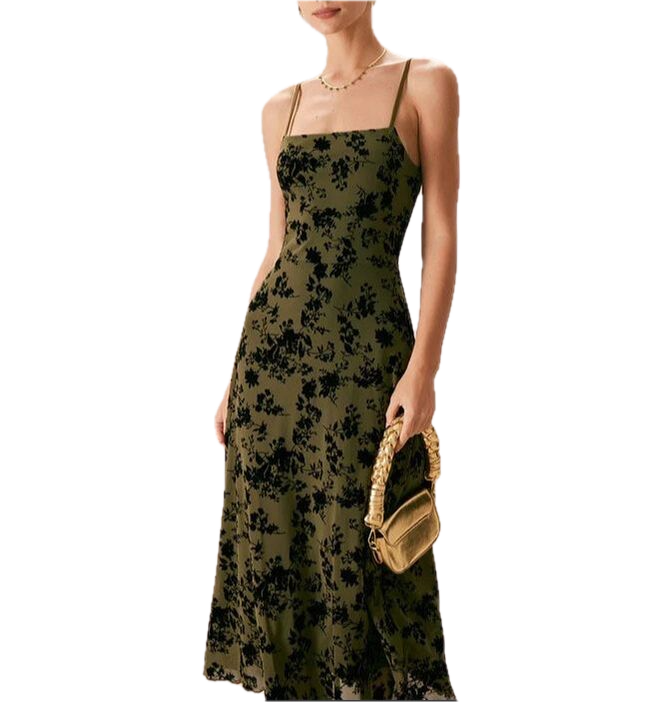 Appropriate formal dress for women
